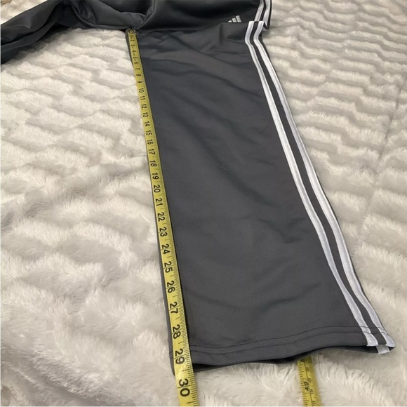 ADIDAS Young Men’s Athletic Gray 3 Stripe Pants Size 18/20 XL - Picture 10 of 11